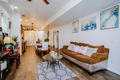 822 11TH Street North Chicago IL 60064