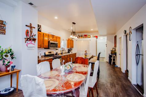 822 11TH Street North Chicago IL 60064