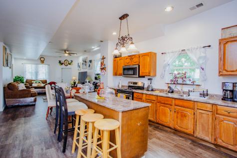 822 11TH Street North Chicago IL 60064