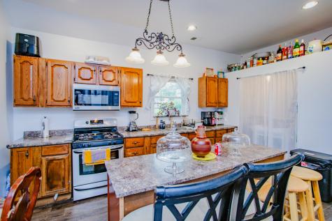 822 11TH Street North Chicago IL 60064