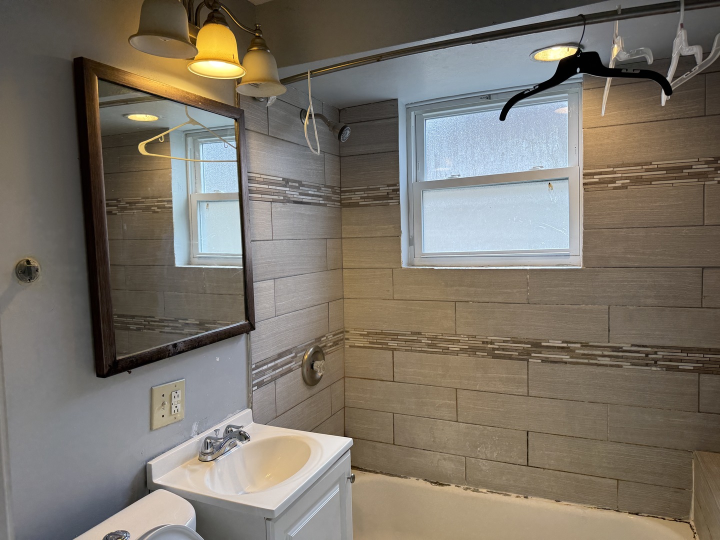 7407 South Kenwood Avenue Chicago IL 60619