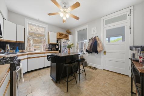 3531 North Oakley Avenue Chicago IL 60618