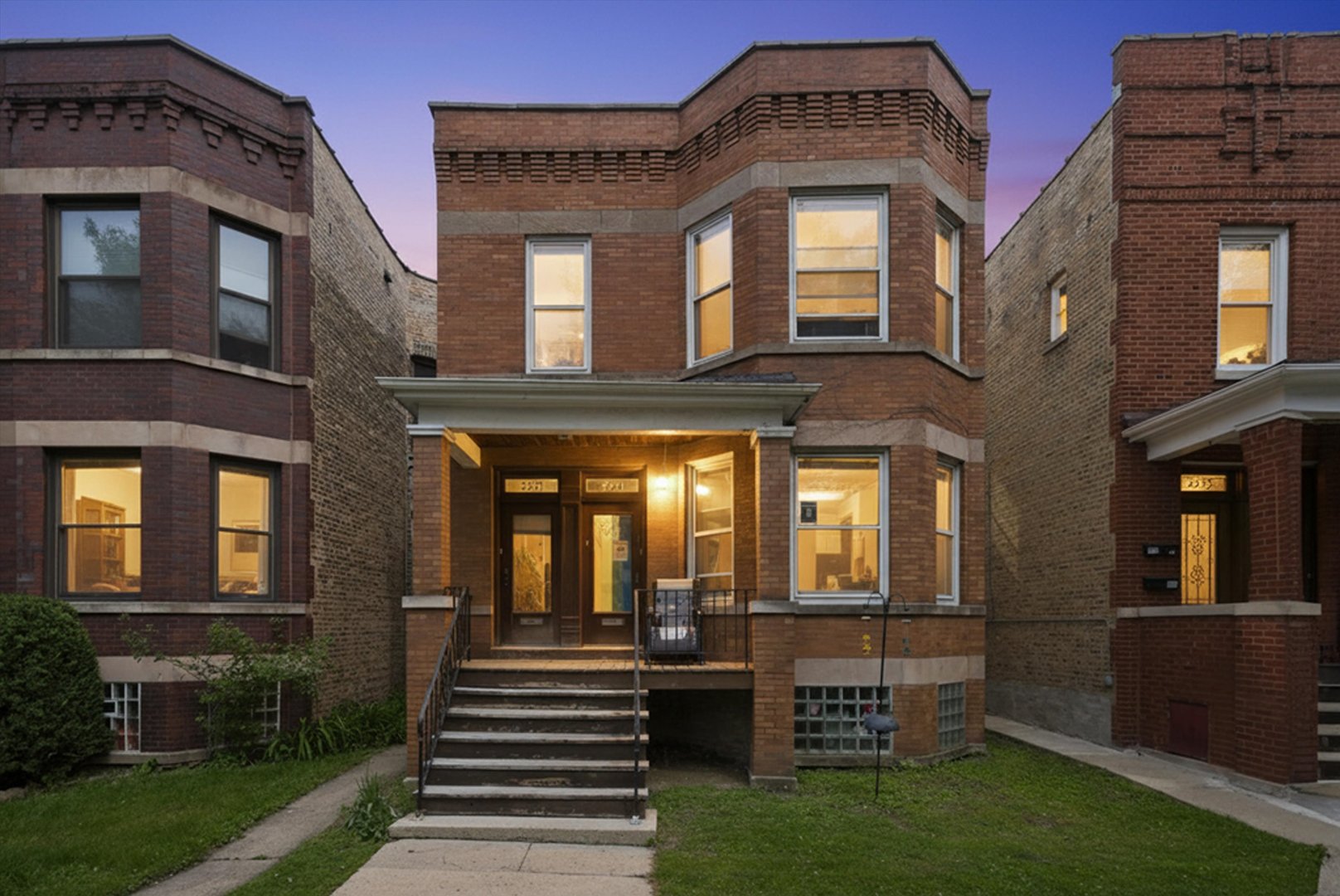 3531 North Oakley Avenue Chicago IL 60618