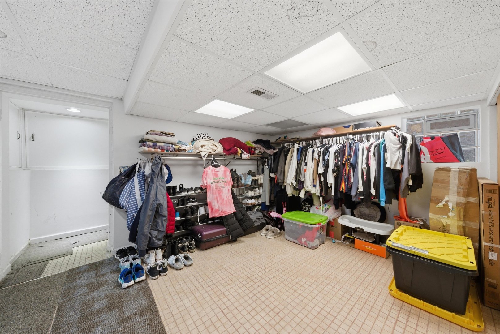 3531 North Oakley Avenue Chicago IL 60618