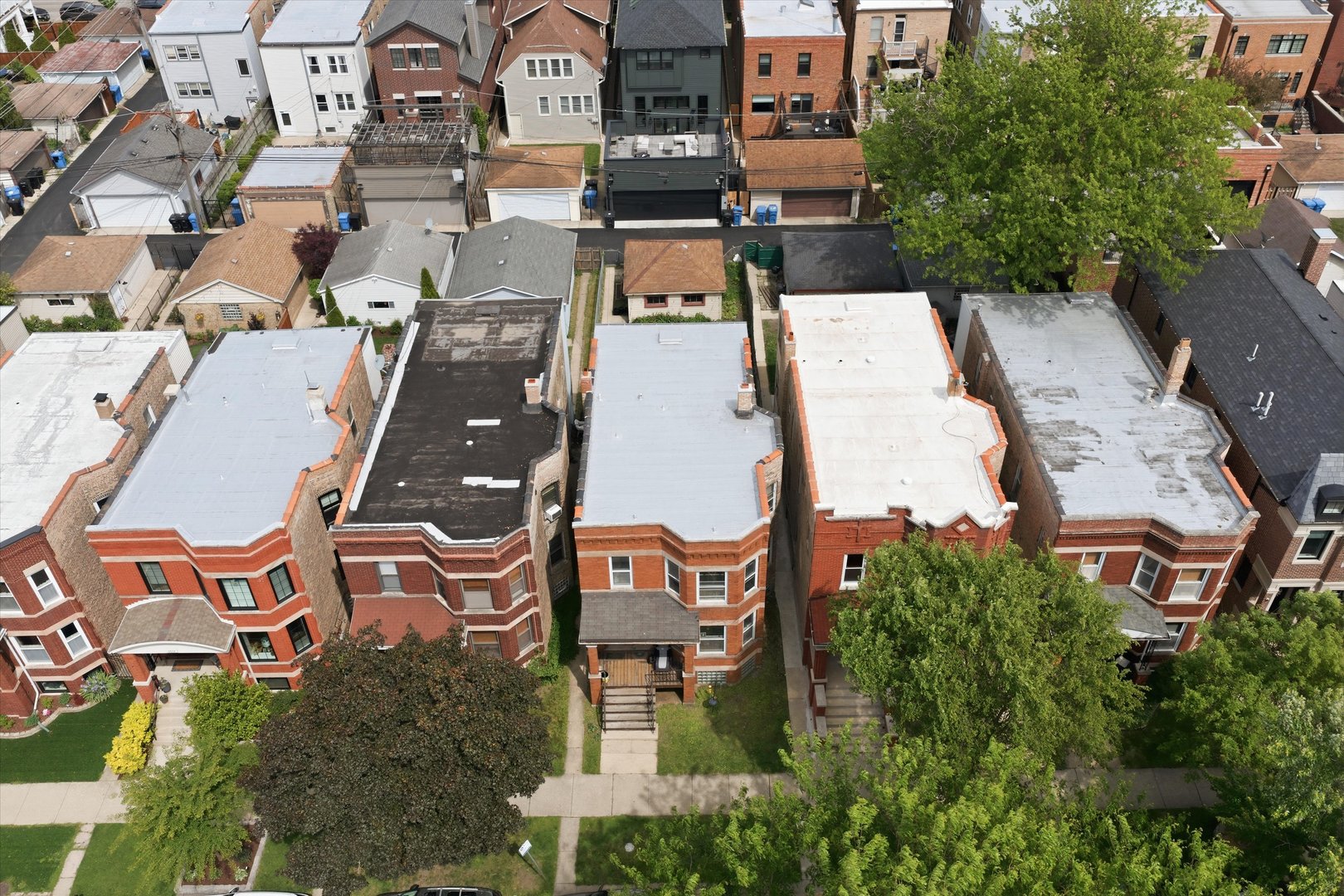 3531 North Oakley Avenue Chicago IL 60618