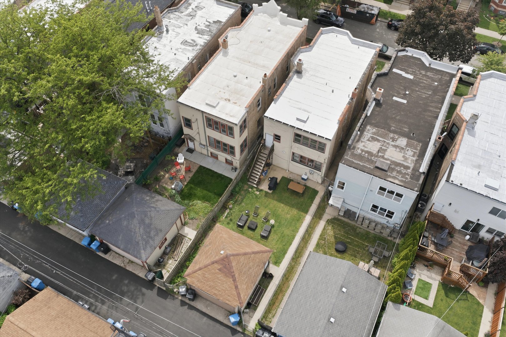 3531 North Oakley Avenue Chicago IL 60618