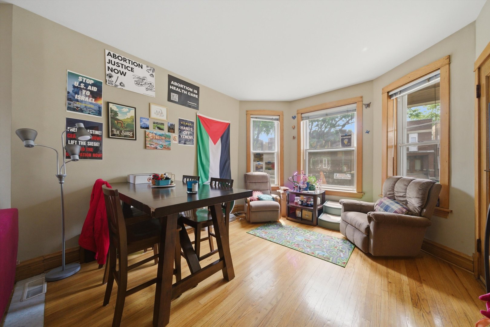 3531 North Oakley Avenue Chicago IL 60618