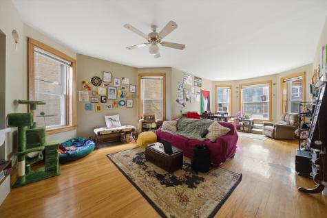 3531 North Oakley Avenue Chicago IL 60618
