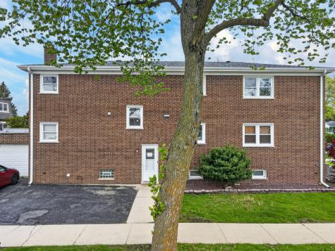 4420 Vernon Avenue Brookfield IL 60513