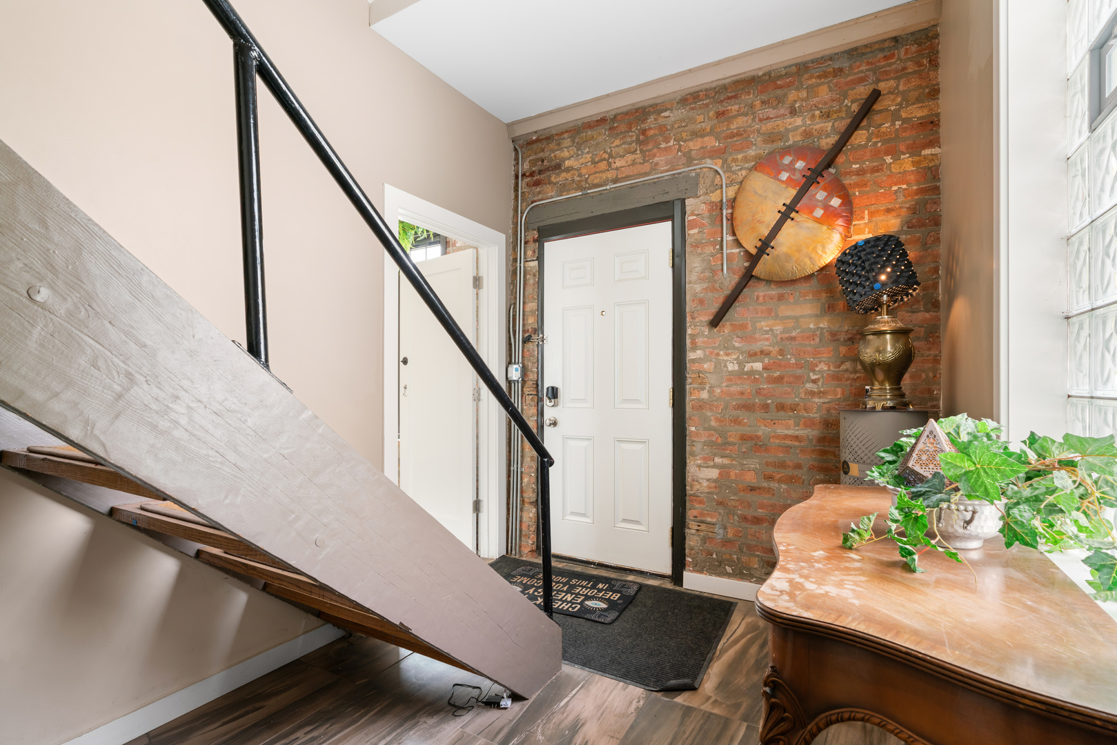 2331 North Elston Court Chicago IL 60614
