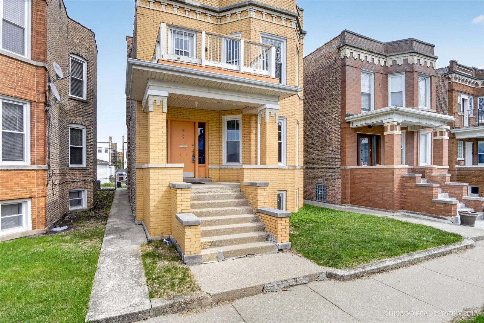 1011 North Menard Avenue Chicago IL 60651