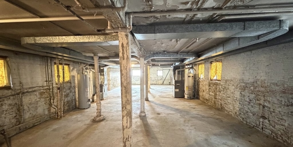 1011 North Menard Avenue Chicago IL 60651
