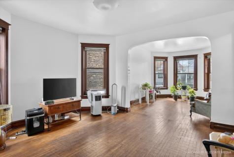 1011 North Menard Avenue Chicago IL 60651