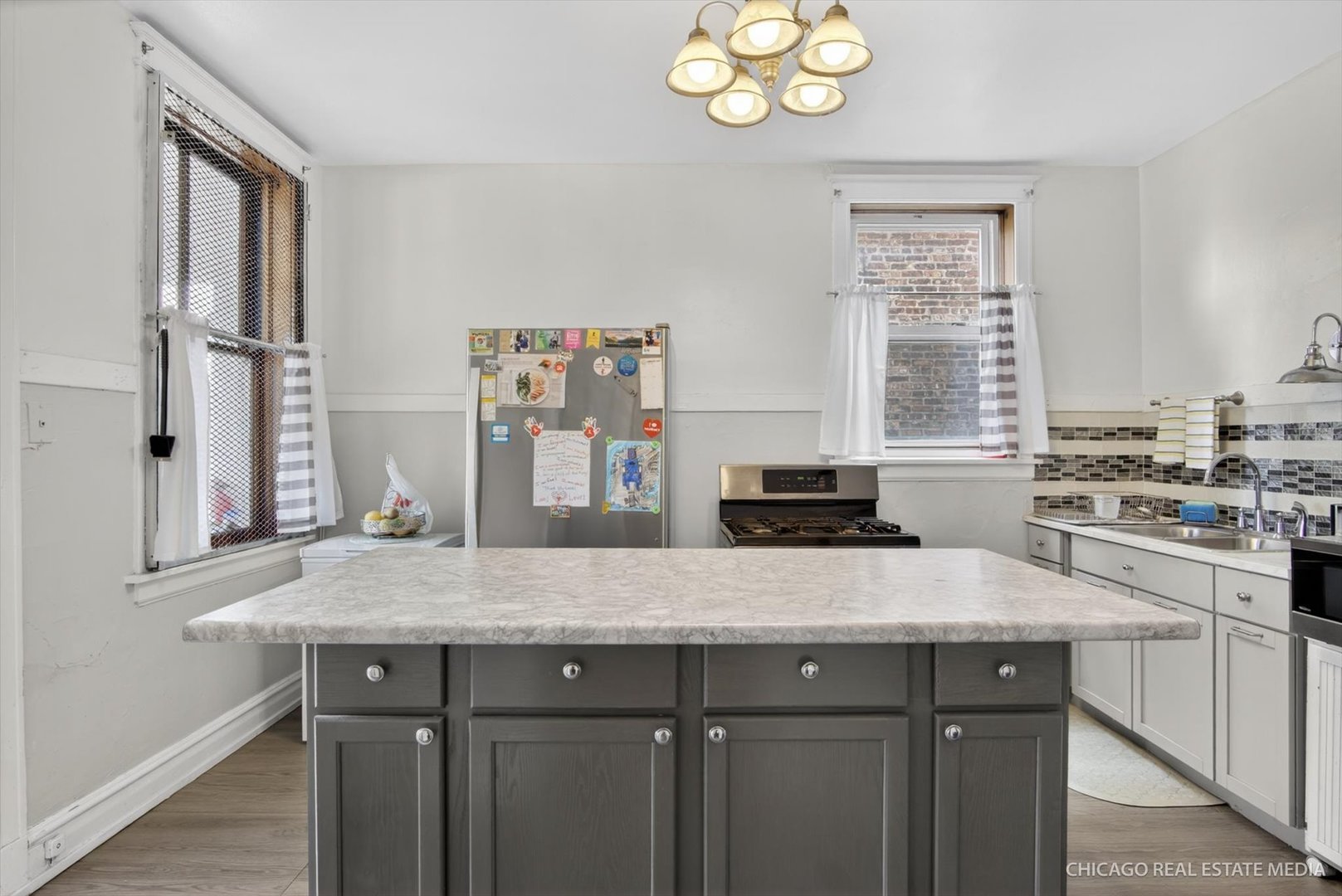 1011 North Menard Avenue Chicago IL 60651