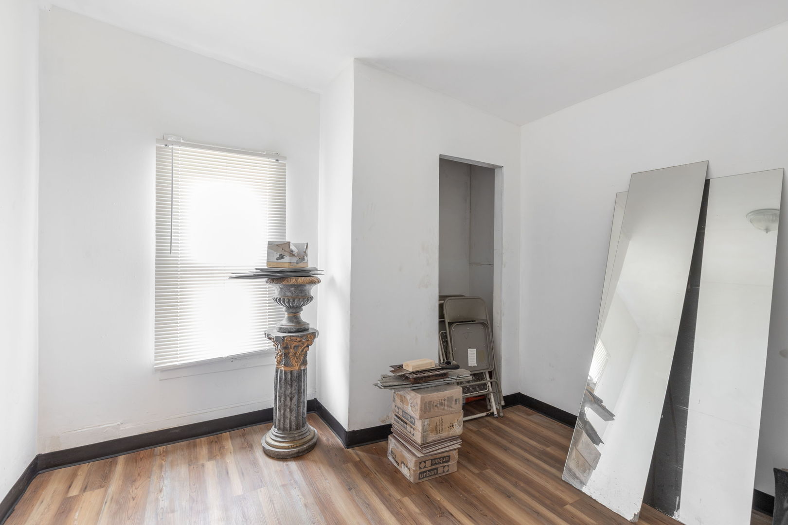 5747 West Superior Street Chicago IL 60644