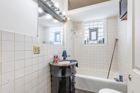 5747 West Superior Street Chicago IL 60644