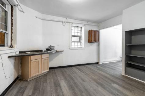 5747 West Superior Street Chicago IL 60644