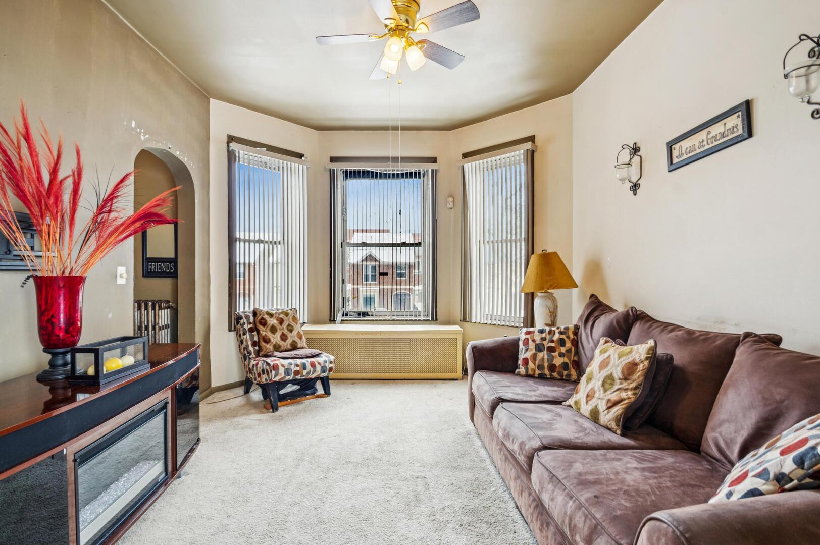 6934 South Cornell Avenue Chicago IL 60649