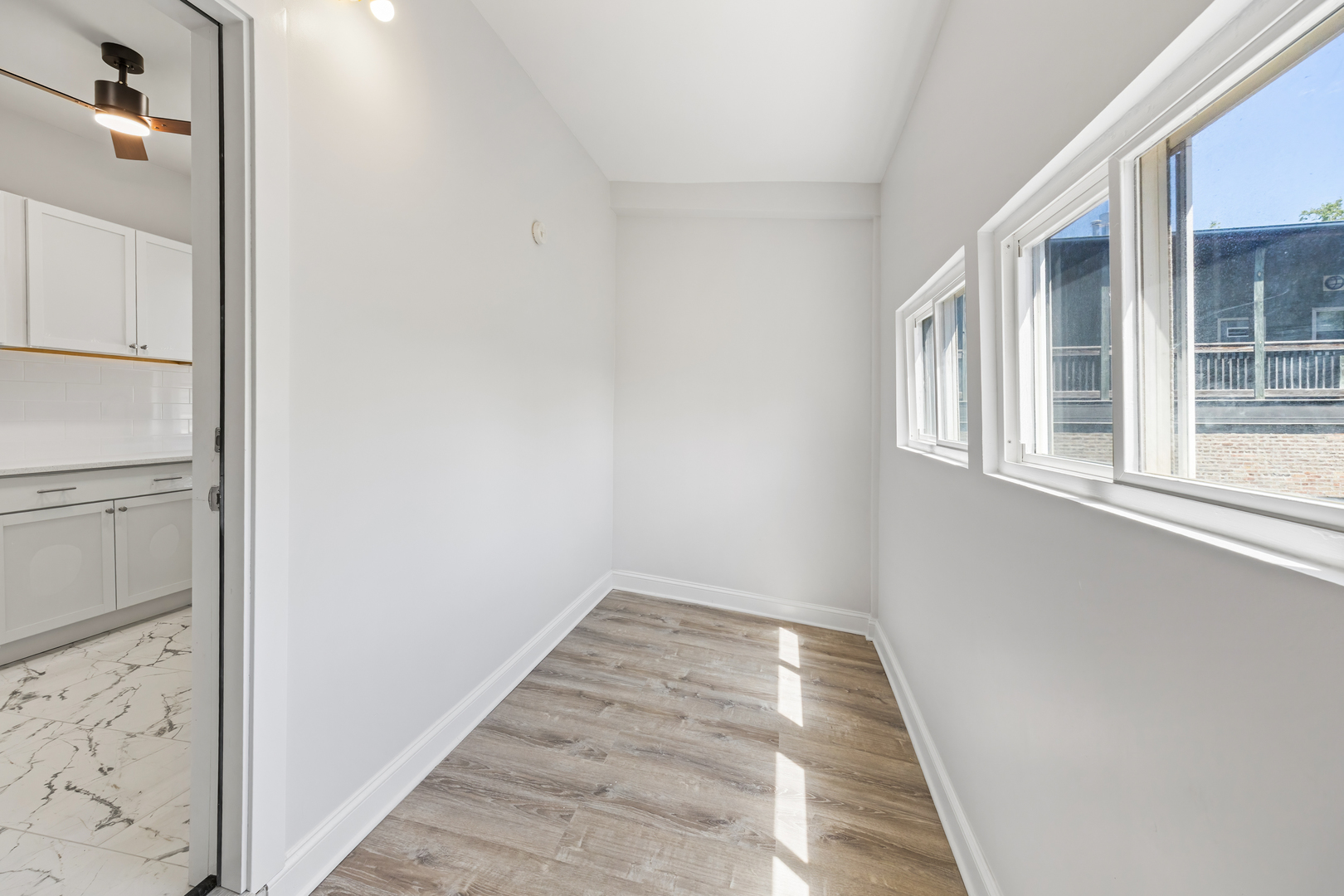3221 East 91st Street Chicago IL 60617