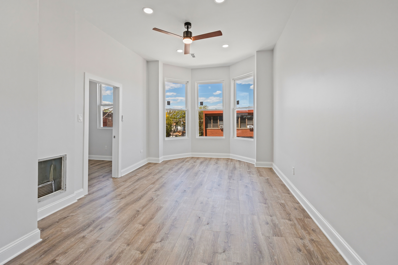 3221 East 91st Street Chicago IL 60617