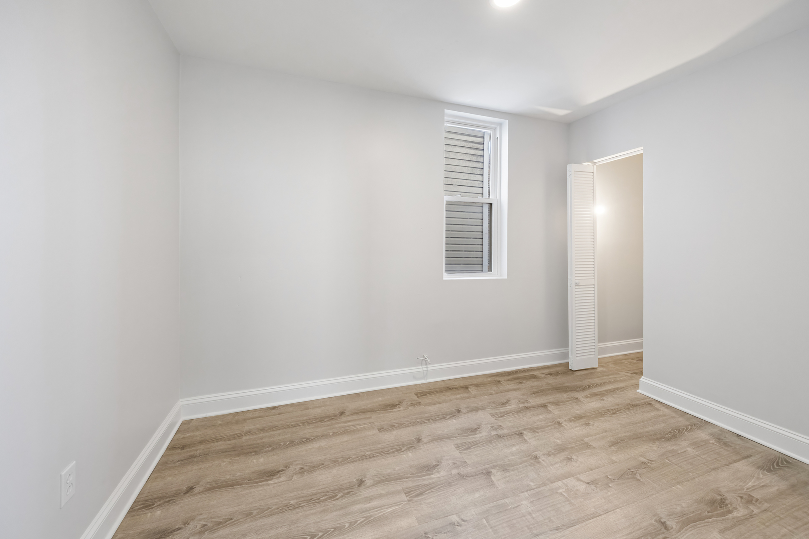 3221 East 91st Street Chicago IL 60617