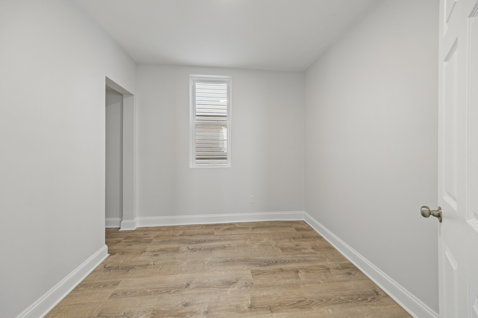 3221 East 91st Street Chicago IL 60617