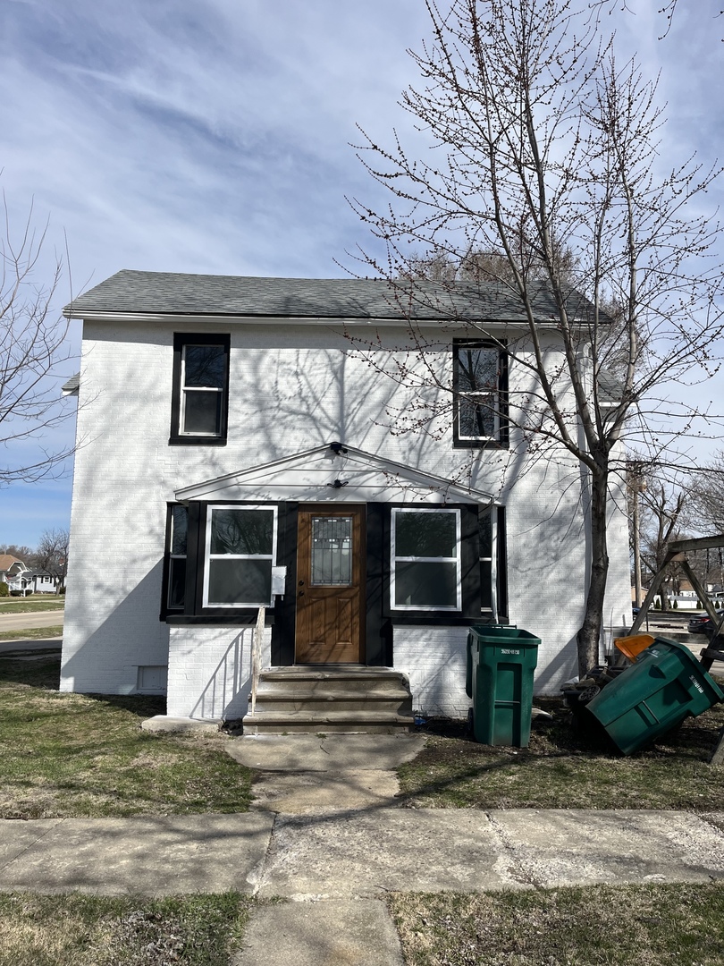 102 East Stanton Street Streator IL 61364