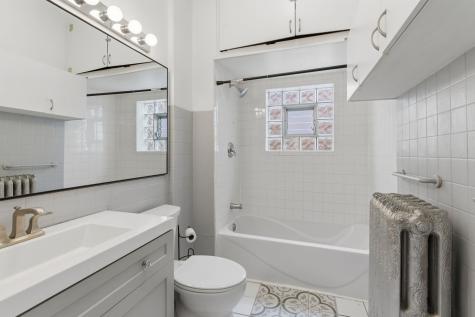 315 South Maple Avenue Oak Park IL 60302