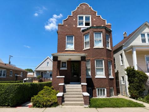 3024 West 40th Place Chicago IL 60632