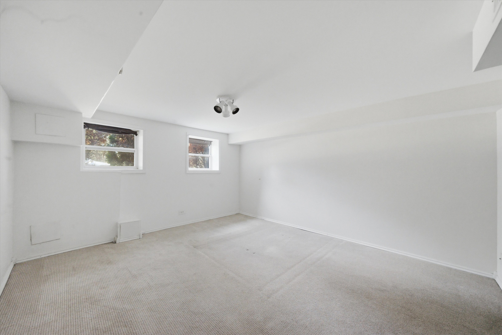 4735 North Keating Avenue Chicago IL 60630