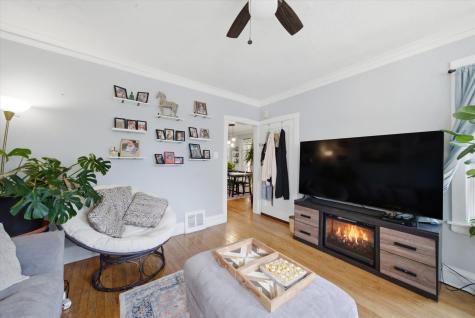 4735 North Keating Avenue Chicago IL 60630