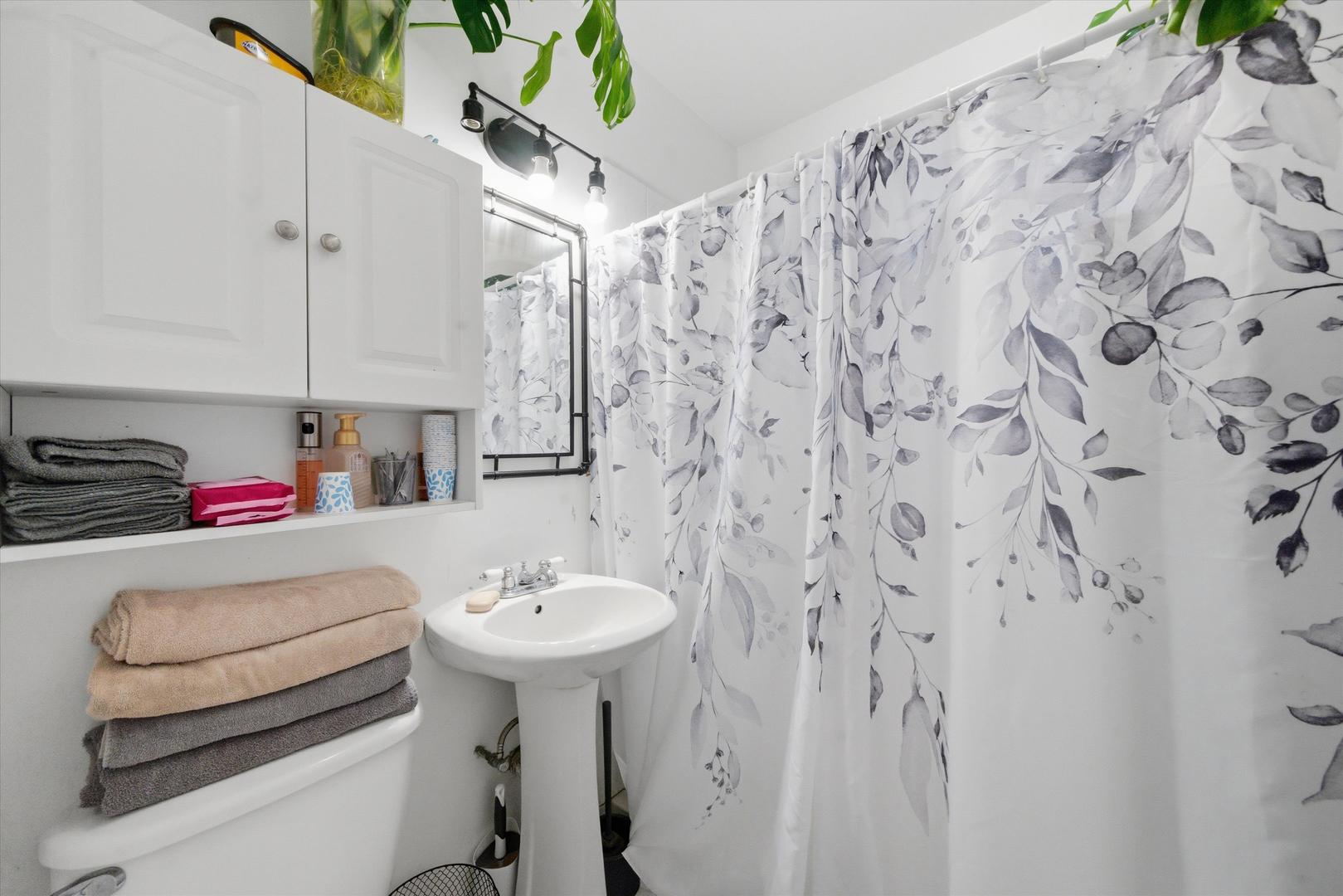 4735 North Keating Avenue Chicago IL 60630