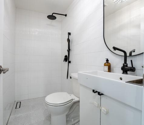 3306 West Le Moyne Street Chicago IL 60651