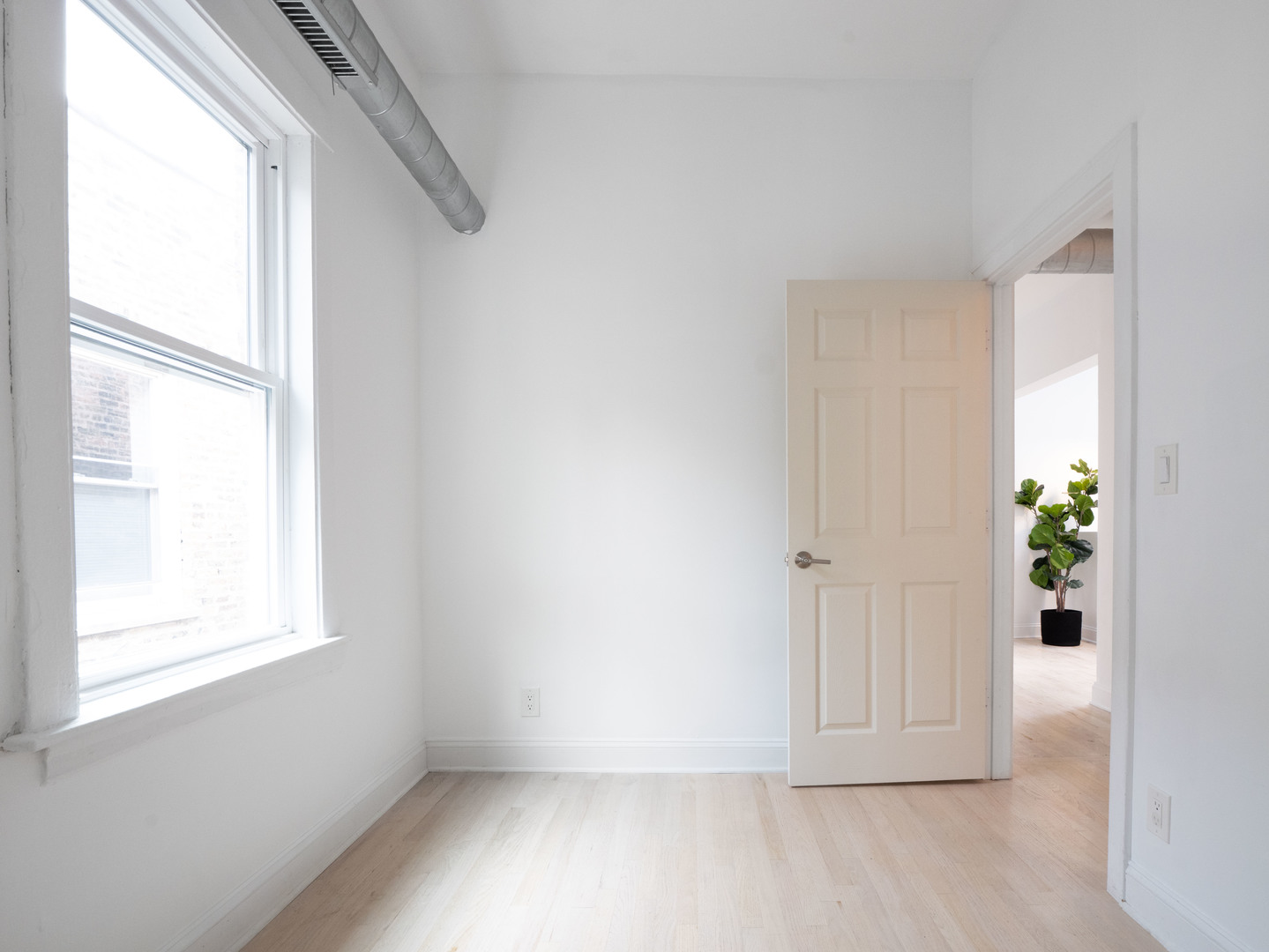 3306 West Le Moyne Street Chicago IL 60651