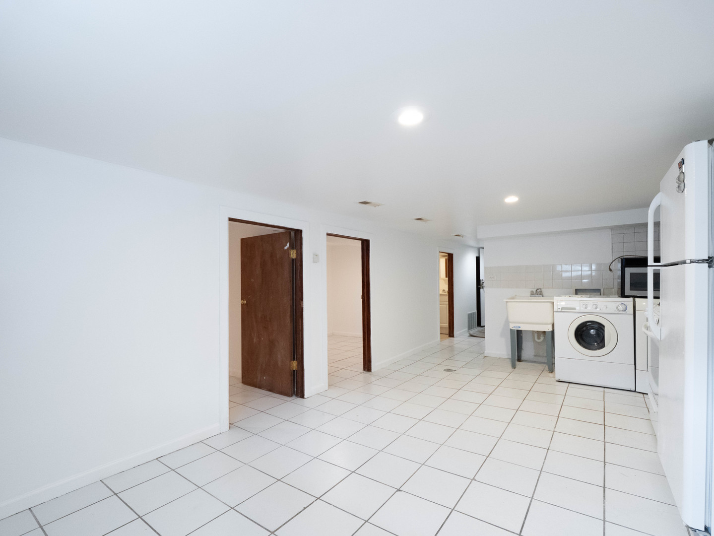 3306 West Le Moyne Street Chicago IL 60651