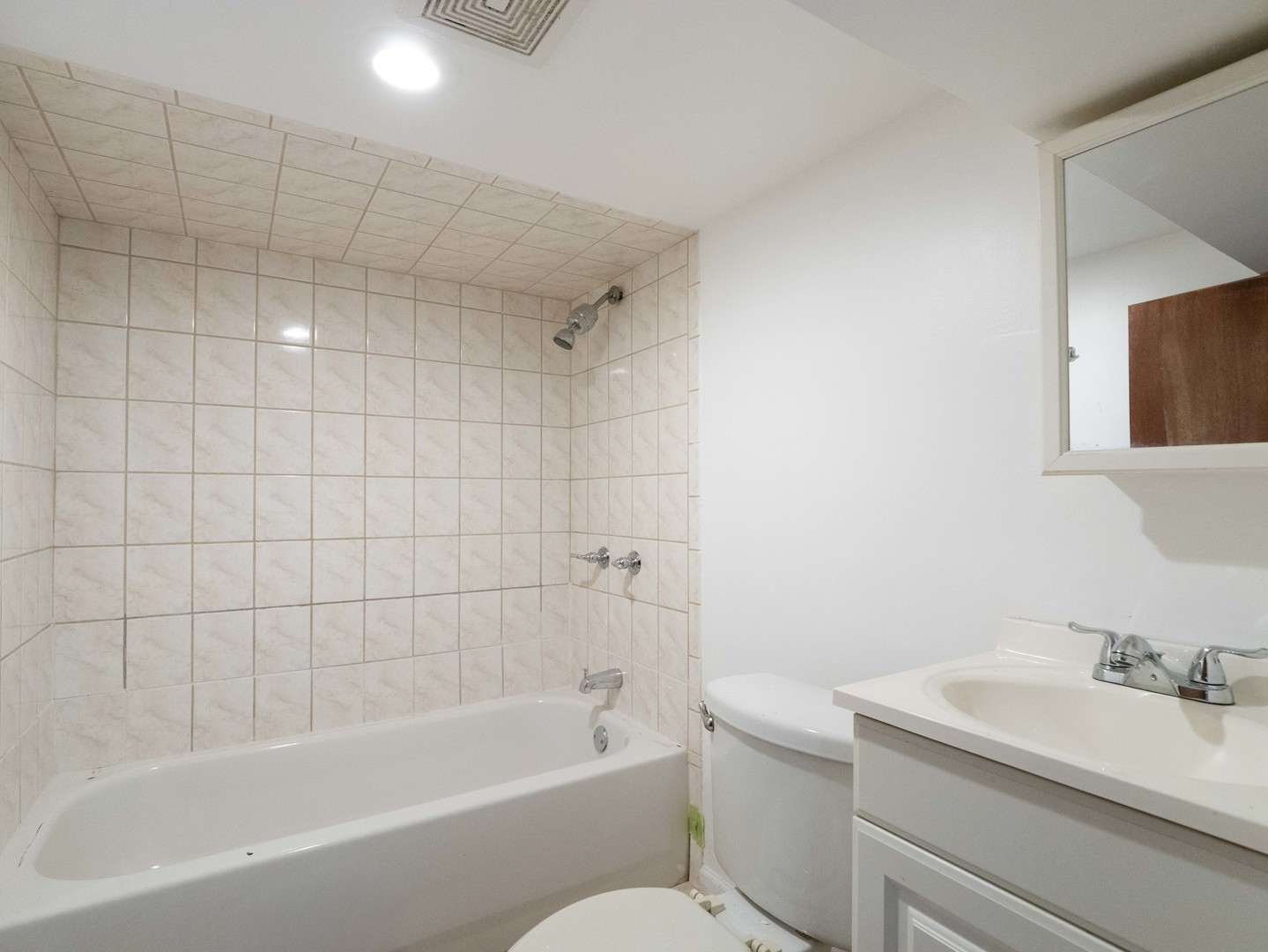3306 West Le Moyne Street Chicago IL 60651