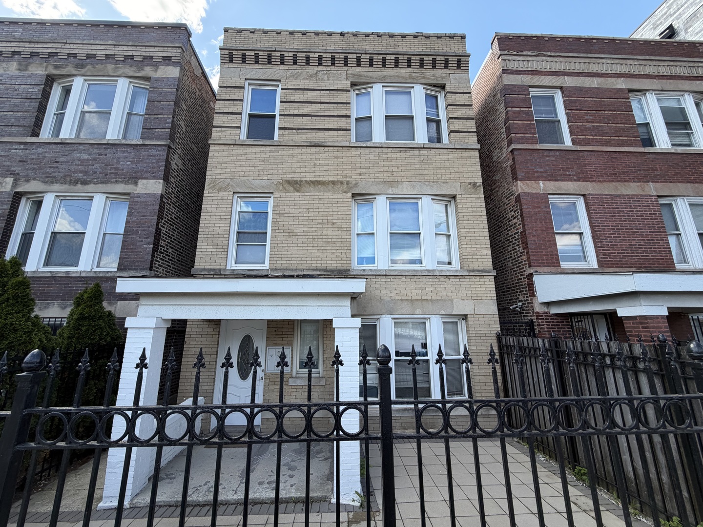 2323 West Fullerton Avenue Chicago IL 60647