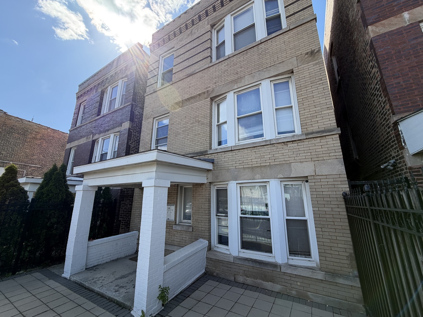 2323 West Fullerton Avenue Chicago IL 60647