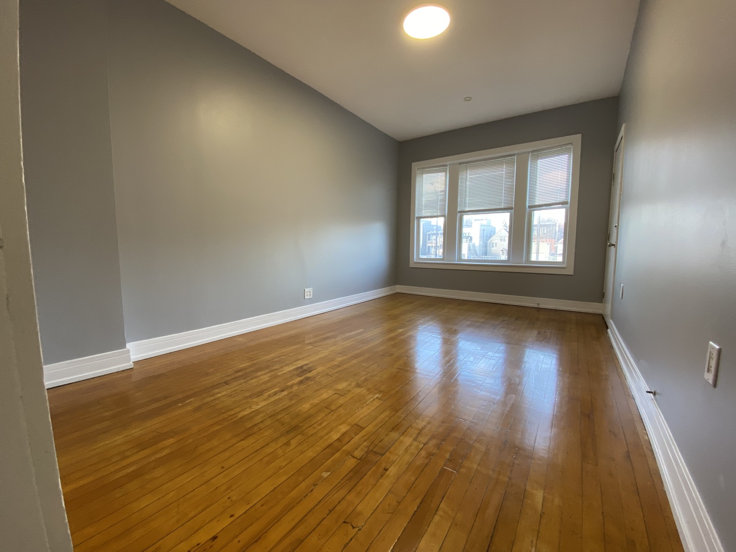 2323 West Fullerton Avenue Chicago IL 60647