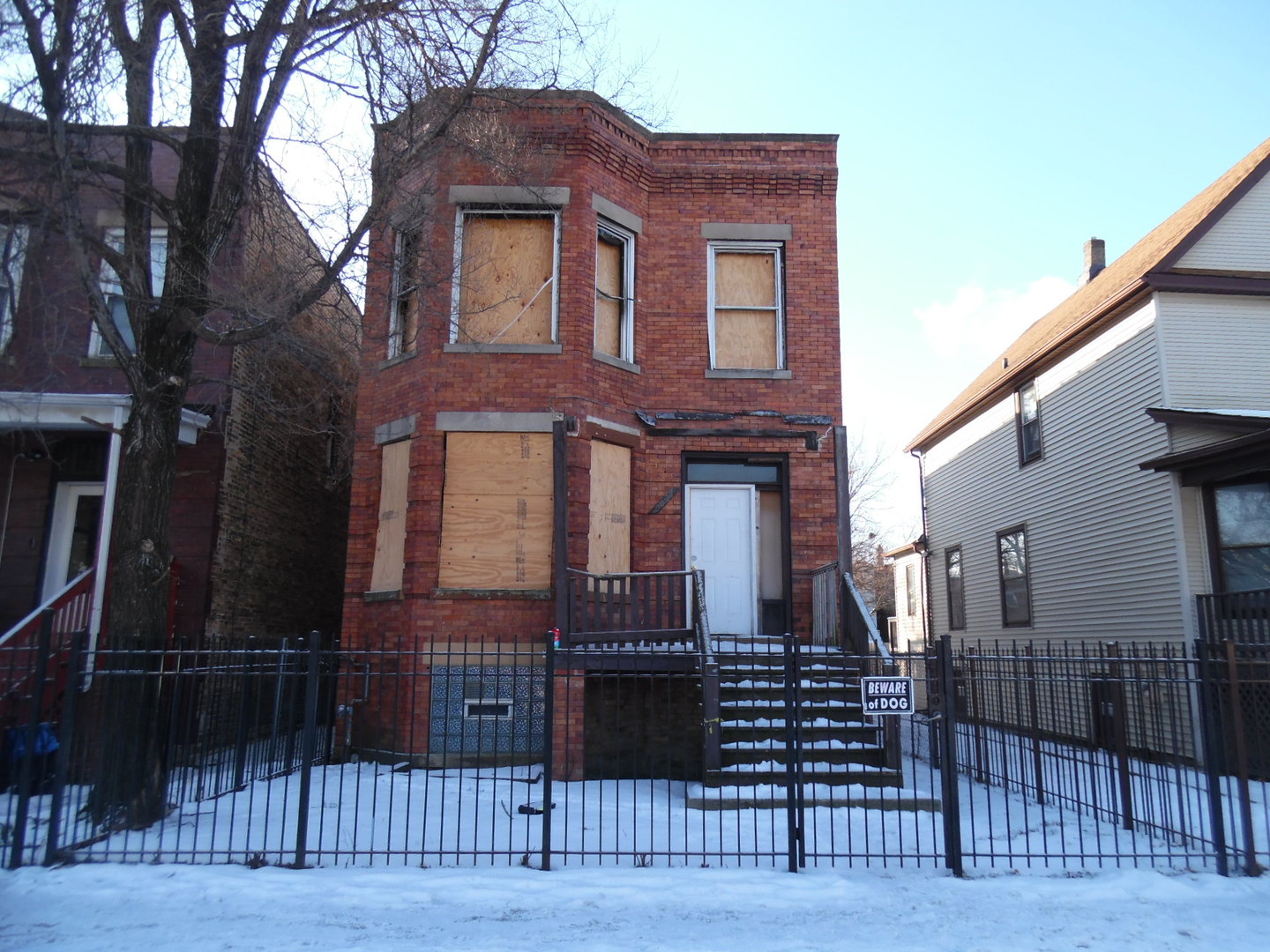 5027 West Huron Street Chicago IL 60644