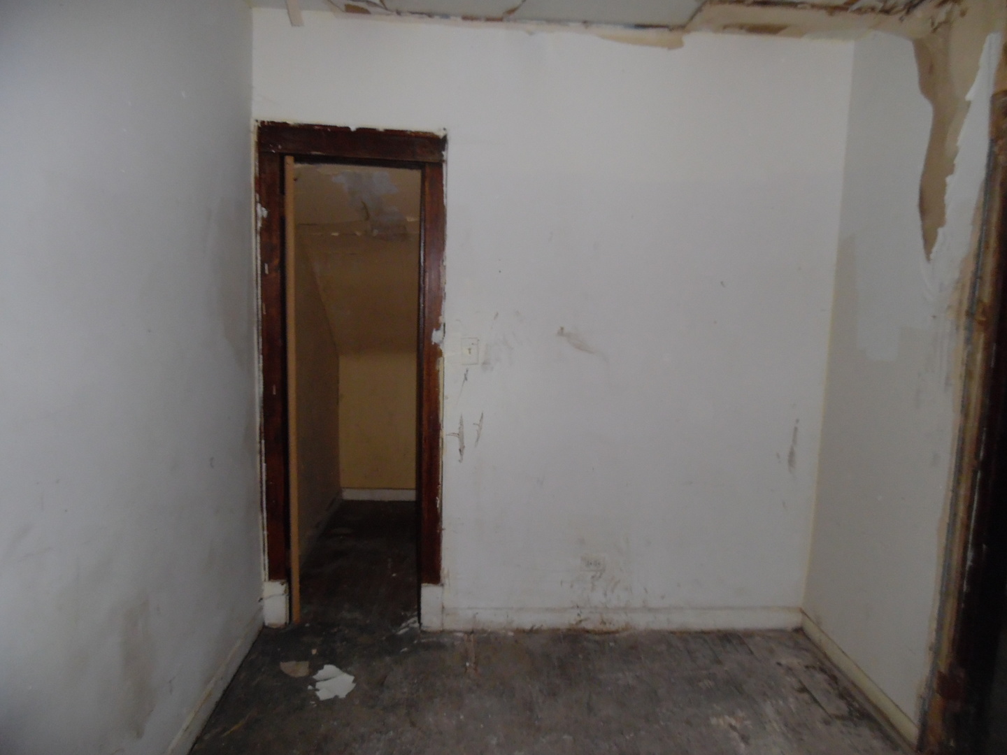 5027 West Huron Street Chicago IL 60644
