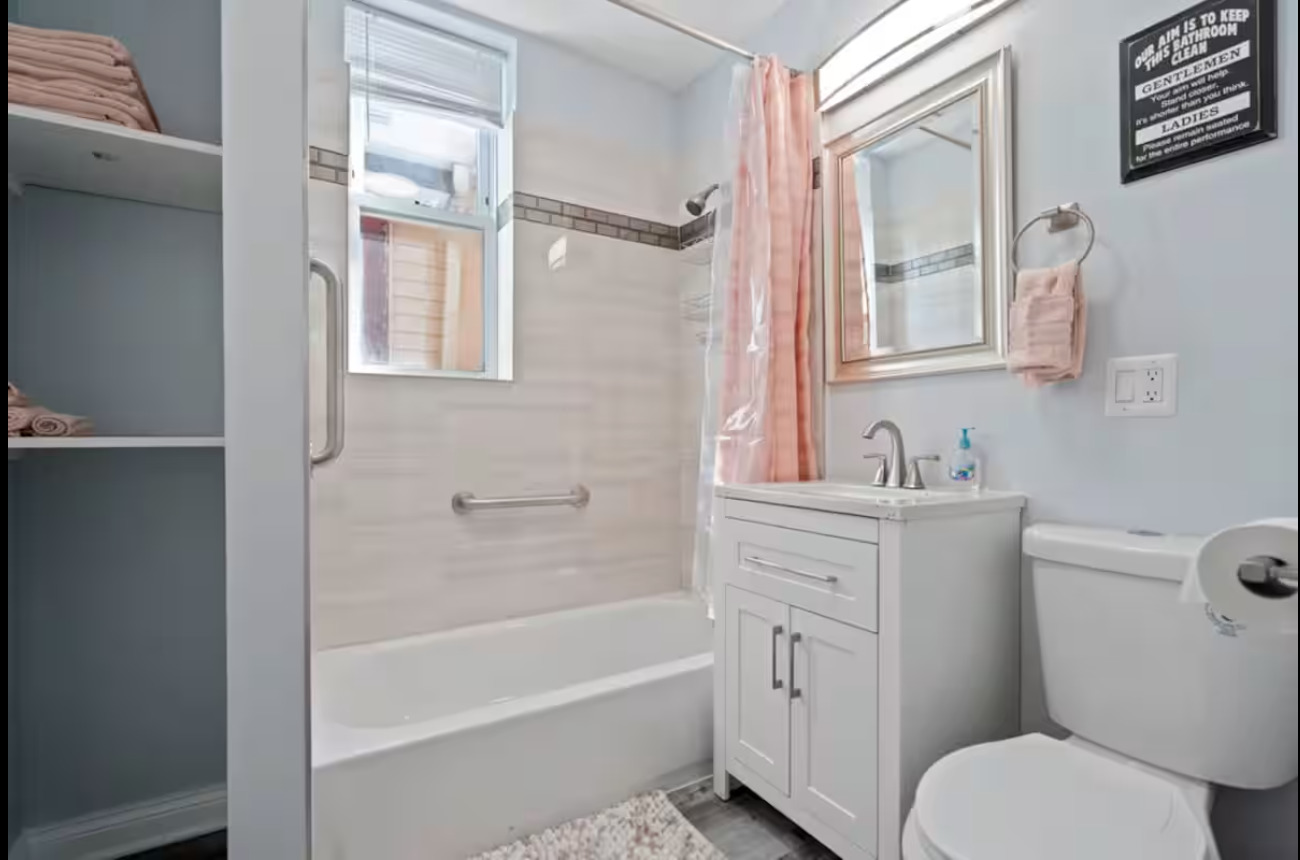 7144 South Ingleside Avenue Chicago IL 60621