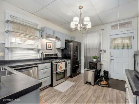 6217 South Claremont Avenue Chicago IL 60636