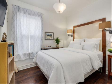 6217 South Claremont Avenue Chicago IL 60636