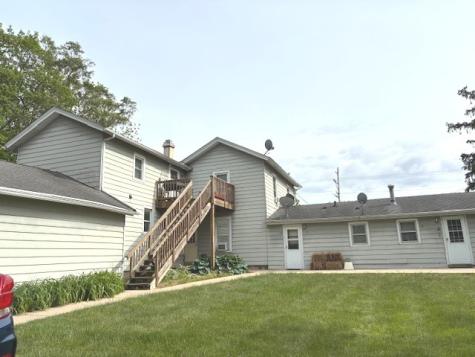 722/724 West Grant Highway Marengo IL 60152