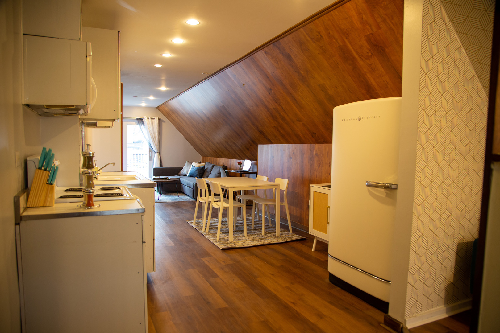 2712 West Saint Helen Street Chicago IL 60647