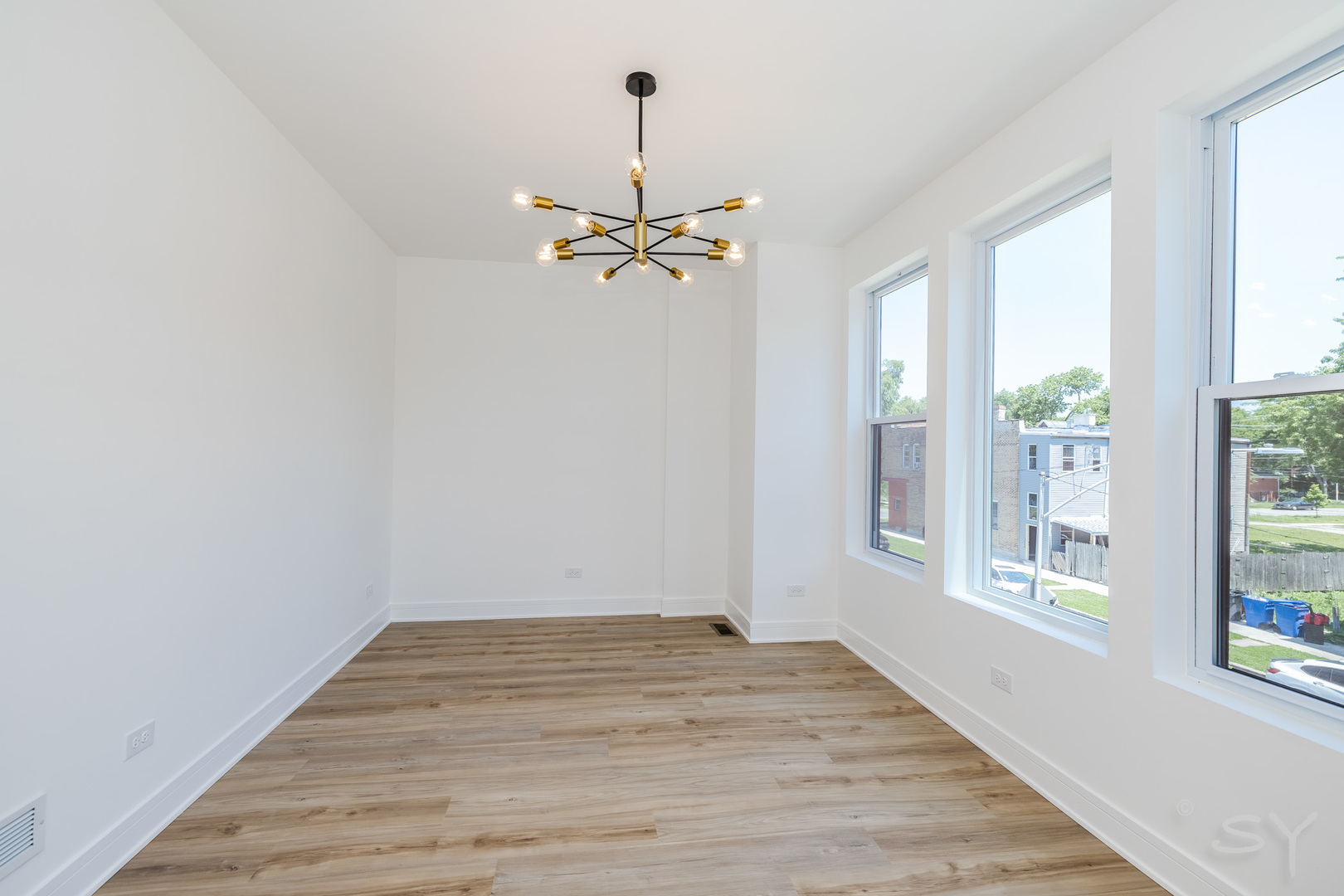 544 North Lawndale Avenue Chicago IL 60624