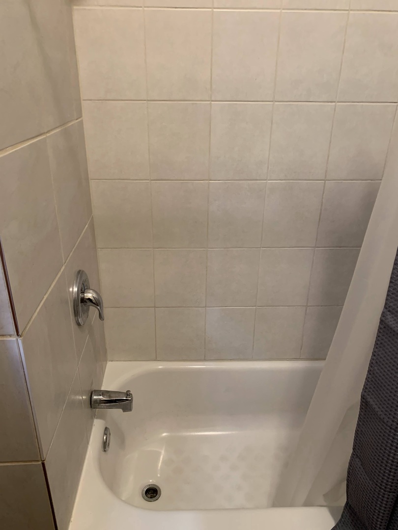 6404 South Peoria Street Chicago IL 60621