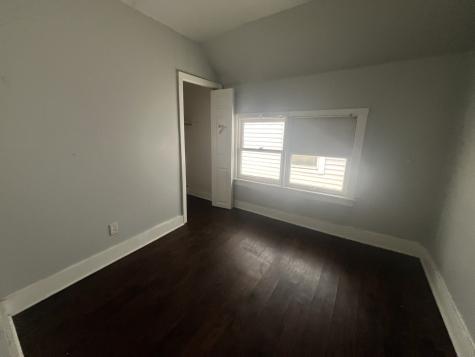 8623 South Manistee Avenue Chicago IL 60617