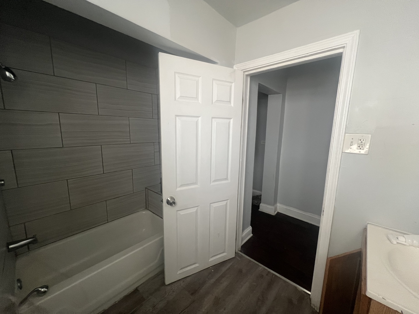 8623 South Manistee Avenue Chicago IL 60617